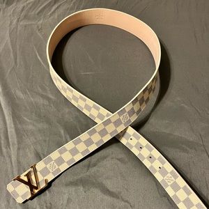 Authentic Men’s Louis Vuitton belt